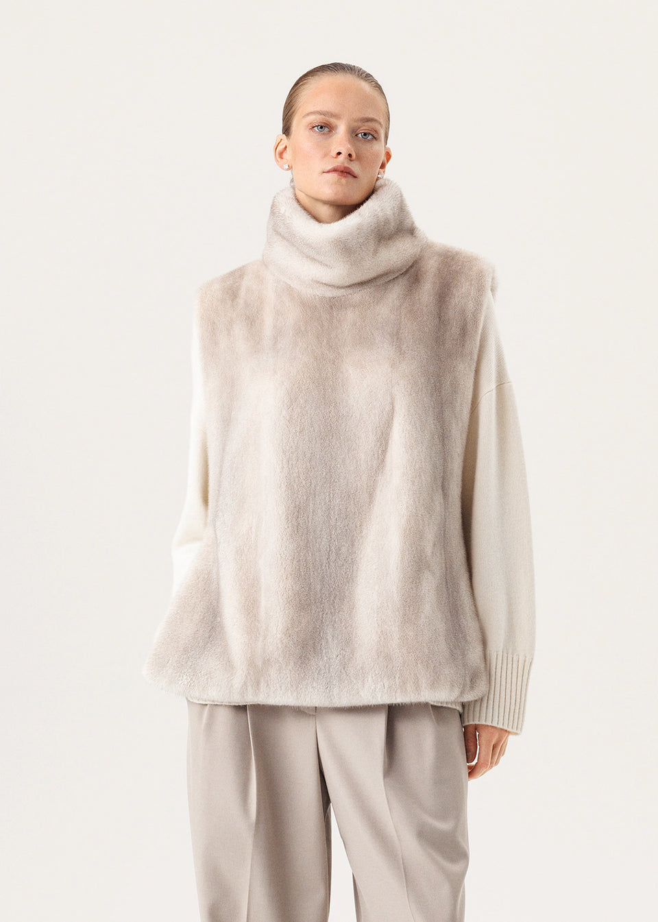 Gilet en vison de couleur «Ice»
